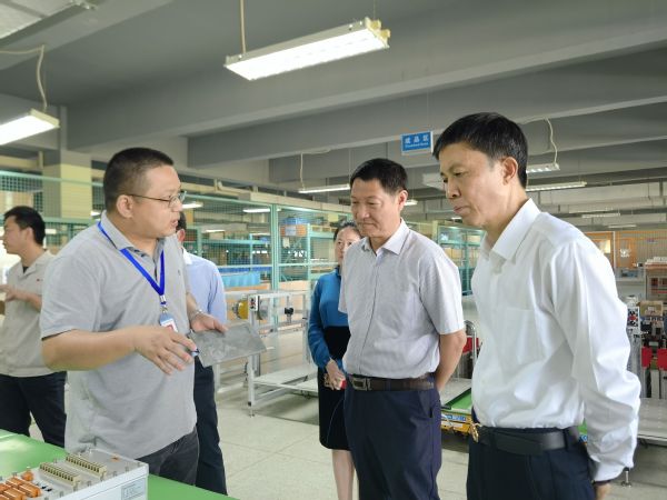 1652170404988177.jpg 调研考察1.jpg